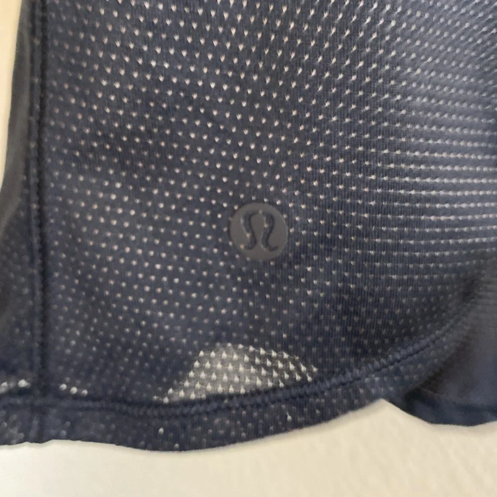 Lululemon pushing limits tank top women’s 10 ten black EUC